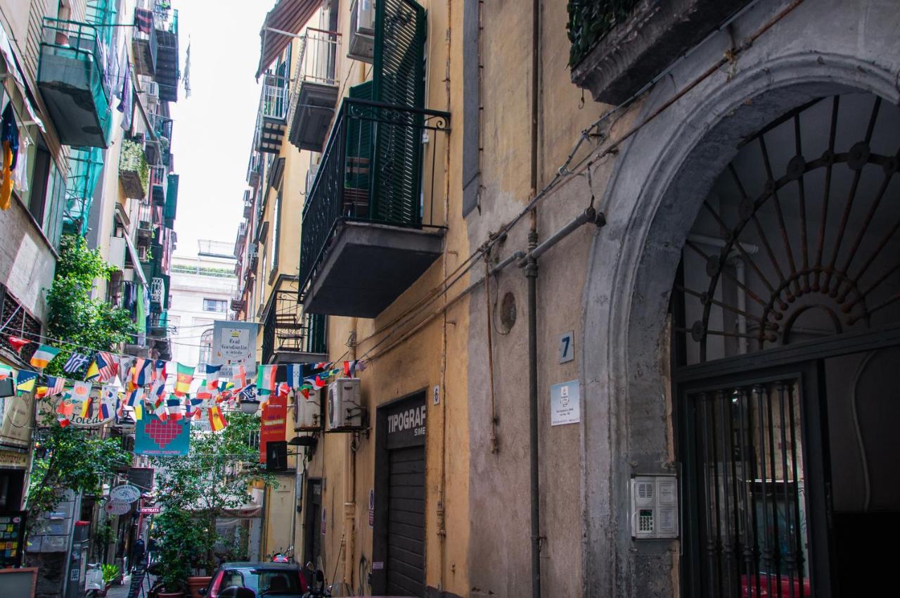 Hotel Real Giardinetto A Toledo Nápoles Exterior foto
